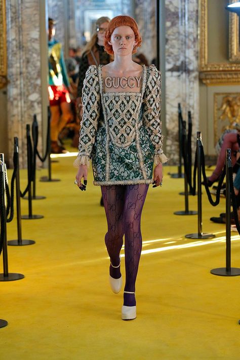 rock 'n' renaissance: gucci cruise 18 hits florence - i-D Yellow Runway, Gucci 2018, Gucci Cruise, Fashion Week 2018, History Fashion, Weird Fashion, Milano Fashion Week, Gucci Fashion, Uk Fashion