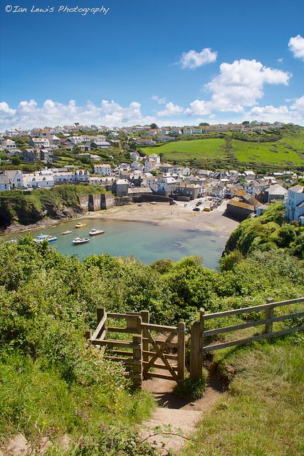 Port Isaac, Cornwall, England, UK  Location for the TV show, Doc Martin. The popularity of Doc Martin worldwide has brought tourists flocking to Port Isaac, the picturesque small Cornwall village the show is filmed in and around. There are organized tours around the village, pointing out the key locations in the series, and fans can buy souvenirs in the local shops. Britain Landscape, English Scenery, Lovely Scenery, Tourism Places, Irish Folk, England Aesthetic, Port Isaac, English Cottages, Abandoned Homes