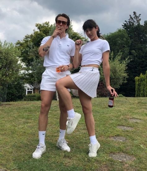 Rich Private School Aesthetic, Constance Billard, Country Club Outfit, Country Club Aesthetic, Prep Girl, Tennis Birthday, Stone Floors, Dynamic Duos, Couple Fits