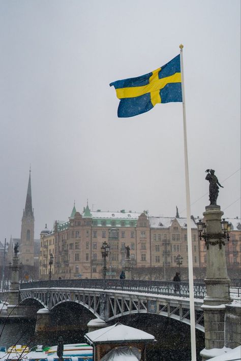 Stockholm Winter, Sweden Aesthetic, Scandi Girl, Oc Aesthetic, Best Countries To Visit, Places In Usa, Stockholm City, World Most Beautiful Place, Sweden Travel