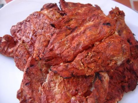 This is a traditional Nicaraguan Marinade made with achiote, a slightly sweet and peppery spice. You can find it in a paste or powder form... Achiote Marinade, Nicaraguan Food Recipes, Nicaraguan Recipes, Marinade Sauces, Panamanian Recipes, Achiote Chicken, Nicaragua Food, Nicaraguan Food, Ciroc Recipes