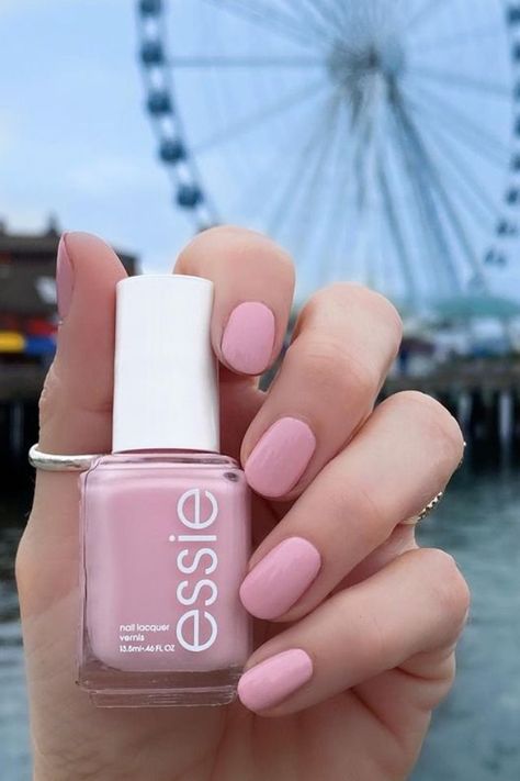 @livwithbiv is polish perfection in this soft pink from the essie 'ferris of them all' collection Coquette Nail, Cool Summer Palette, Essie Nail Polish Colors, Nail Polish Colors Summer, Essie Nail Colors, Essie Polish, Nail Polish Colors Fall, Soft Glam Makeup, Polish Colors