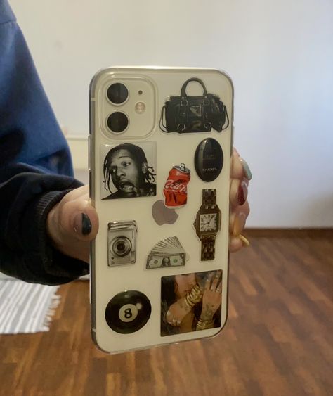 Stickers On Iphone Case, Stickers In Phone Case, Iphone Case With Stickers, Phone Cases Collage, Phonecase Ideas Aesthetic, 대학생 스타일, Stickers For Phone Case, Clear Phone Case Design, Funny Phone Cases