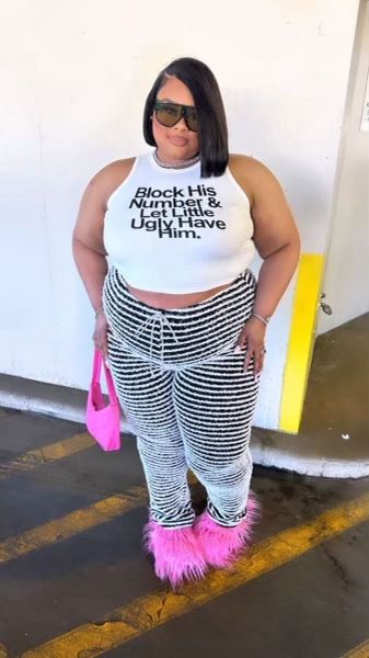 𝙋𝙞𝙣𝙩𝙚𝙧𝙚𝙨𝙩@𝙪𝙙𝙭𝙣𝙩𝙢𝙖𝙩𝙩𝙚𝙧 Pink And Peach Outfit, Freaknik Plus Size Outfit, Pink Outfits Black Women Plus Size, Curvy Baddie Outfits, Plus Size Summer Outfits Black Women, Plus Size Baddie Outfits Summer, Plus Size Birthday Outfits, Cookout Outfit, Plus Size Baddies