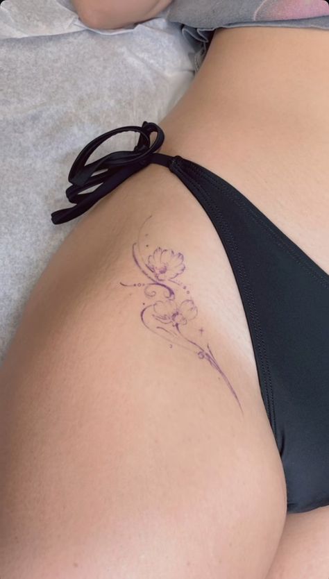 Tattoo Placement Hidden, Dainty Hip Tattoos Women, Side Rib Tattoos Women, Dainty Back Tattoos, Ornamental Back Tattoo, Pelvis Tattoo, Pelvic Tattoo Hip, Low Back Tattoo, Lower Hip Tattoos