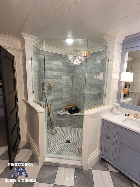 Corner Shower Master Bath, Corner Shower Next To Vanity, Mirror In Shower Ideas, Odd Shaped Shower Ideas, Corner Walk In Shower Ideas No Door, Corner Tile Shower Ideas Walk In, Large Corner Shower Ideas Master Bath, Farmhouse Corner Shower Ideas, Shower Remodel Corner