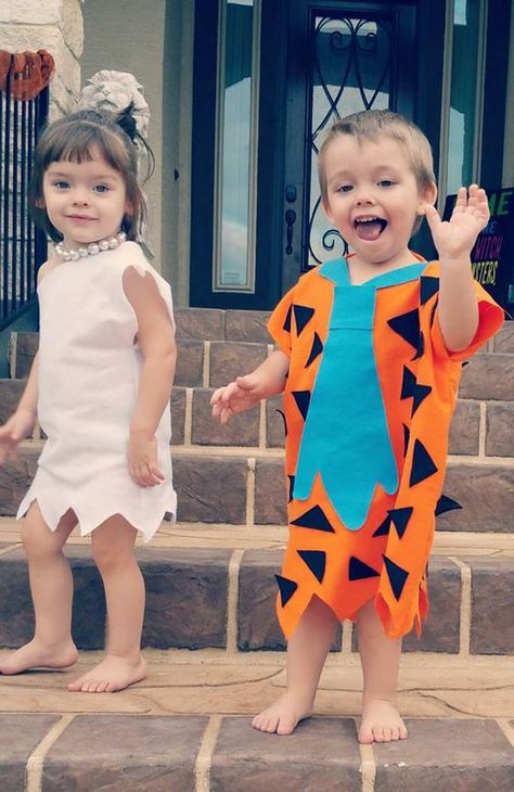 Brother Sister Halloween Costumes, Halloween Costumes Kids Homemade, Sister Halloween Costumes, Sibling Halloween Costumes, Sibling Costume, Halloween Kids Costumes Girls, Halloween Costumes To Make