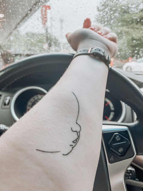 Profile Outline Tattoo, Baby Face Outline Tattoo, Baby Side Profile Tattoo, Baby Profile Tattoo, Baby Profile, Profile Tattoo, Face Outline, Baby Cheeks, Outline Tattoo