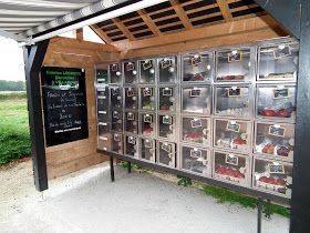 Vending Machine Design, Farmers Market Stand, Vending Machine Business, Locker Designs, Produce Stand, Market Stands, Farm Gate, Farm Business, Innovation Lab