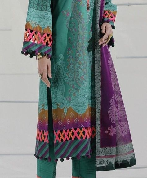 Winter Sleeves Designs Special Winter Sleeves COLLECTION 2022 Winter Dress Designs Pakistani 2022, Winter Dress Designs Pakistani, Suit Sleeves Design, New Dress For Girl, Dress Design Pakistani, Short Long Dresses, Womens Pants Design, Girls Dresses Sewing, Latest Bridal Dresses