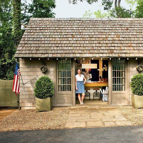 Before & After: Garage Makeover Shed Curb Appeal, Add On Garage To House, Backyard Casita, Add On Garage, Butcher House, Anna Evans, Interior Design Secrets, Painted Wood Floors, Garage Guest House