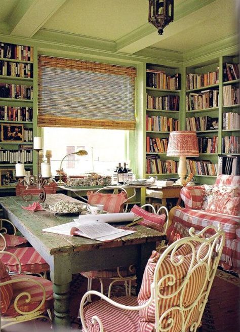 Cottage Library, Green Library, Interior Design Books, Vintage Florals, Design Books, Boho Room, Books Art, Green Rooms, Bedroom Green