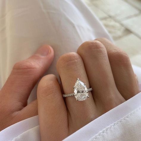 Olivia Parker, Jimmy Choo Heels, Dream Engagement, Dream Engagement Rings, Old Money Aesthetic, Put A Ring On It, Beauty And Fashion, Dream Ring, Catfish