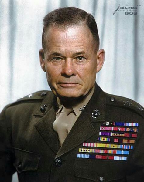 Chesty Puller (1898 - 1971) Chesty Puller, Famous Marines, Once A Marine, Military Ranks, Lieutenant General, Military Humor, Black And White Photos, Military Love, Us Marine Corps