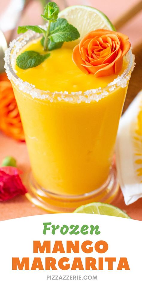 The best frozen mango margarita recipe, SO simple and perfect for a refreshing, summertime cocktail on a hot day! Desserts Korean, Margarita Slush, Mango Margaritas, Mango Margarita Recipe, Frozen Mango Margarita, Recipes Juice, Slush Recipes, Drinks Healthy, Korean Dessert