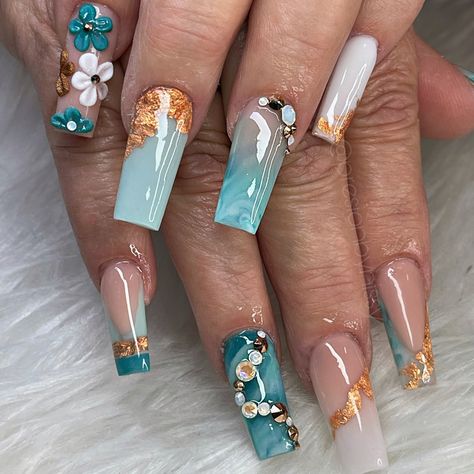 Short Encapsulated Nails, Flare Nails, Encapsulated Nails, Trendy Nail Art Designs, Swarovski Nails, Nails Design With Rhinestones, Girly Acrylic Nails, Nail Candy, Summer Acrylic Nails