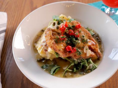 Chicken Piccata Pioneer Woman Chicken Piccata, Dips Sweet, Diners Drive Ins And Dives, Piccata Sauce, Red Bliss Potatoes, Piccata Recipe, Chicken Piccata Recipe, Raw Chicken Breast, Fried Chicken Breast