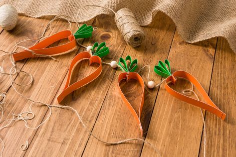 Carrot Garland Easter Garland Ideas, Carrot Garland, Paper Carrots, Easter Decoration Ideas, Diy Raised Garden Bed, Bunny Wall Decor, Raised Garden Bed Ideas, Garden Bed Ideas, Garland Ideas