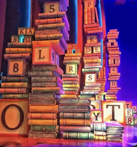 Matilda Cast, Musical Set Design, Matilda Broadway, Book Backdrop, Matilda The Musical, Street Theatre, Set Design Theatre, School Sets, Theatre Design