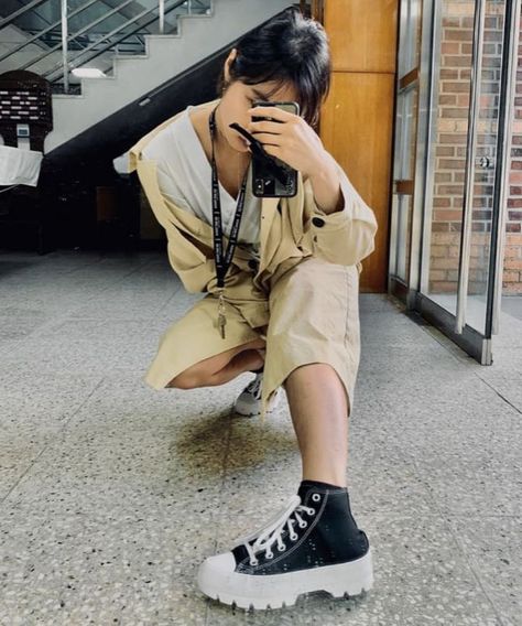 Converse Chuck Taylor Lugged Outfit, Chuck Taylor Lugged Outfit, Converse All Star Lugged Outfit, Converse Lugged Outfit, Lugged Leather Chuck Taylor All Star, Lugged Converse Outfit, Lugged Converse, High Top Sneaker Outfit, Chuck Taylor Lugged