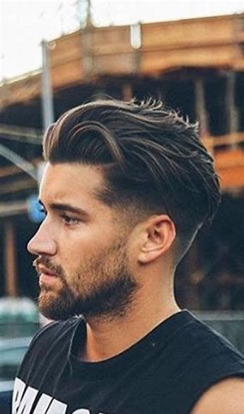 Natural Beard Growth, Undercut With Beard, Curly Beard, Mens Hairstyles Thick Hair, Find Hairstyles, Men's Short Hair, Boys Hair, Men's Hairstyle, Hair Styles Men