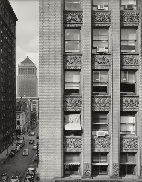 John Szarkowski. Wainwright Building, St. Louis. 1954 | MoMA John Szarkowski, Classic Photographers, Louis Sullivan, Architecture Drawing Art, Arch Daily, Architecture Student, Architecture Old, Interior Deco, Architecture Photo