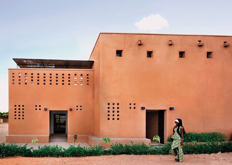 The Globe-Spanning Collaborative Work of Architect Yasaman Esmaili David Adjaye, Urban Housing, Big Building, French Colonial, Natural Ventilation, Low Tech, Brick Building, Graduate School, Sustainable Design