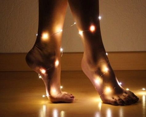 Pedicure Pictures, Fairy Light Photography, Photographie Art Corps, Bouidor Photography, Selling Photos, Selling Photos Online, Body Photography, Cute Toes, Foto Tips