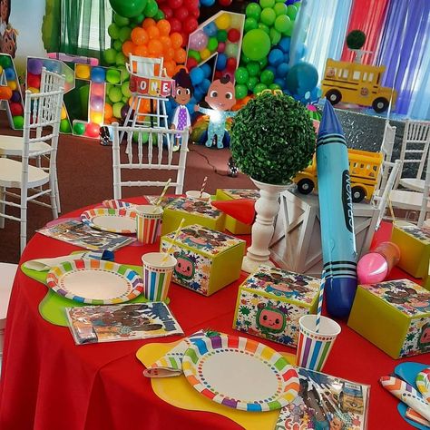 Coco Melon Candy Table, Cocomelon Birthday Centerpieces, Coco Melon Birthday Party Ideas, Cocomelon Birthday Party Ideas, 1 Year Birthday Party Ideas, Melon Birthday, New Years Eve Games, Coco Melon, Boys Birthday Outfits