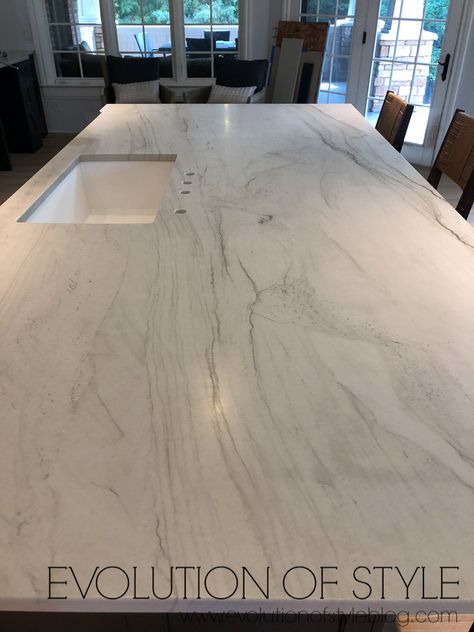 Calacatta Quartzite Countertops, White Montreal Quartzite, Lighted Quartzite Countertop, Calcutta Luxe Quartzite Kitchen, Infinity Quartzite Countertops, White Silk Quartzite Countertops, Lg Everest Quartz Countertops, Calcutta Luxe Quartzite, Sky White Quartzite