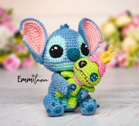 EmmiLana 🇵🇪 Diseño de Amigurumis (@emmilanaperu) • Fotos y vídeos de Instagram Crochet Stitch Disney, Stitch Amigurumi Free Pattern, Crochet Lilo And Stitch, Stitch Amigurumi, Stitch Crochet Pattern, Disney Crochet Patterns, Stitch Diy, Knitting Toys, Easy Crochet Animals