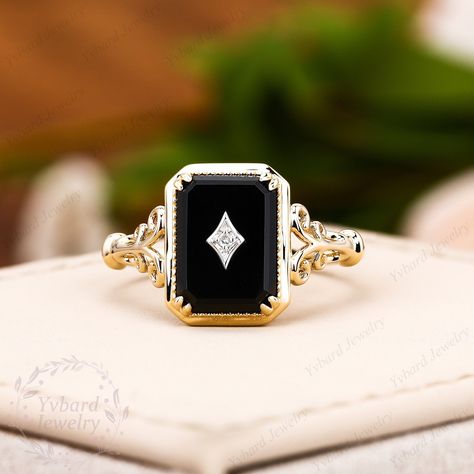 "❤Jewelry Details -Gold Type : 18k two tone gold / 14k two tone gold / 10k two tone gold / Platinum /925 sterling silver two gold plated (Choose One in Material Option) Center Stone: Natural Black Onyx 8*11mm, Approximately 2.8ct Cut: Emerald Cut / 3EX Stone Type: Diamond,0.01ctw Color: G-H Clarity: SI1 Cut: Round Cut / 3EX Band Width: Approximately 1.7mm SKU: YR1111 ❤The link for the same style necklace is https://www.etsy.com/listing/919600248/vintage-black-onyx-pendant-necklace-pave?ref=shop_ Black Onyx Diamond Ring, Vintage Onyx Ring, Art Deco Flower, Plus Size Rings, Black Onyx Earrings, Onyx Pendant, Jewelry Details, Onyx Jewelry, Onyx Earrings