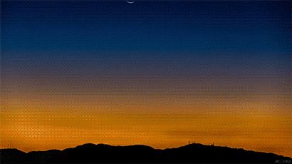 It can change your perception of day and night… | 15 Time-Lapse GIFs That Will Change The Way You See The World Sunset Gif, Altadena California, Glitch Gif, Thinking In Pictures, Time Lapse Photography, Night Gif, Moon Setting, Time Lapse Video, Moving Pictures