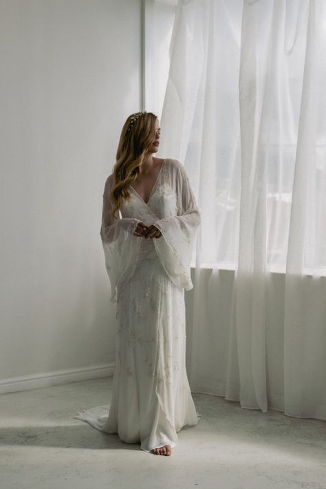 Wedding Dresses Big Bust, Wedding Dress Big Bust, Luca 2021, Bo And Luca, Big Wedding Dresses, Boho Bridal Gowns, Bridal Designers, Bridal Guide, Bridal Separates