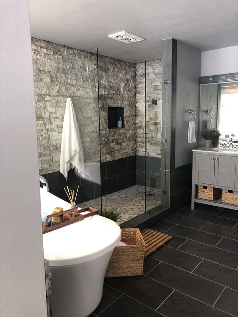 Shower With Stone Floor, Stone Shower Ideas, Dark Grey Tile Bathroom, Wet Bathroom Ideas, Stone Shower Walls, River Rock Bathroom, Bathroom Stone Wall, River Rock Floor, Stone Shower Floor