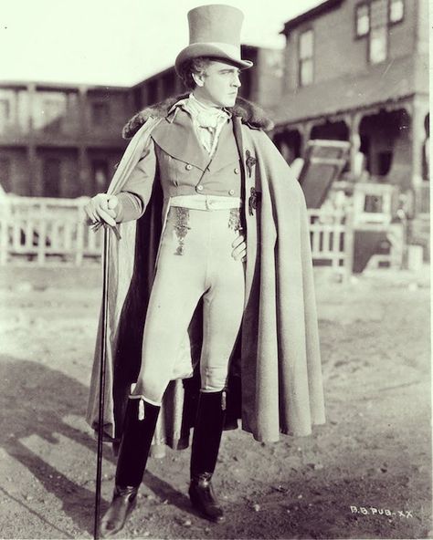 Barrymore Family, Tv Costume, Brighton Pavilion, Regency England, Beau Brummell, John Barrymore, Clothing Reference, Classic Cinema, Vintage Menswear