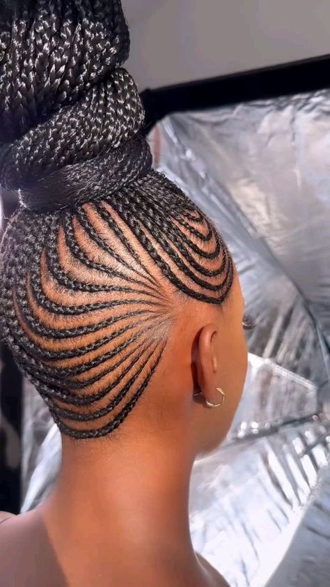 Big Cornrows Hairstyles, Cornrow Ponytail Styles, Latest Braided Hairstyles, Latest Hair Braids, Cornrows Natural Hair, Cornrow Ponytail, Cornrows Braids For Black Women, Cornrow Braids, Braided Hairstyles For Black Women Cornrows