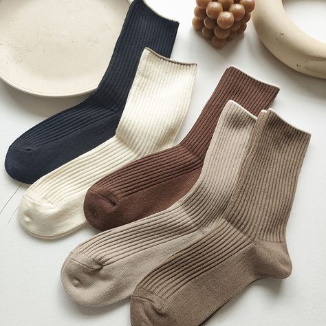 5 Pairs Of New Japanese Socks Set Solid Color Women's Casual Cotton Socks Autumn Simple Women's Aesthetic Socks, Athletic Aesthetic, Japanese Socks, Solid Socks, Women Crew Socks, Winter Stil, Casual Athletic, Long Socks, Tube Socks