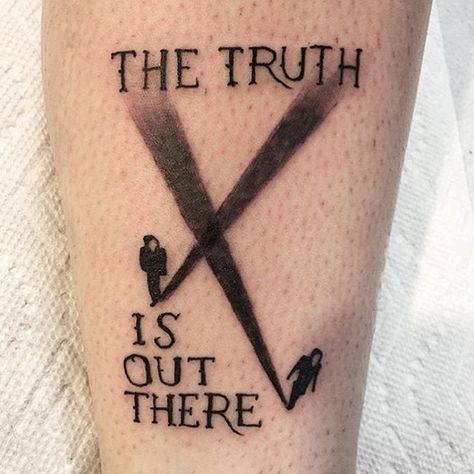 Leg or rib tattoo X Files Tattoo, Traditional Tattoo Inspiration, Omerta Tattoo, X Tattoo, Back Of Shoulder Tattoo, Music Tattoos, Tattoos For Women Small, X Files, Tattoo Lettering