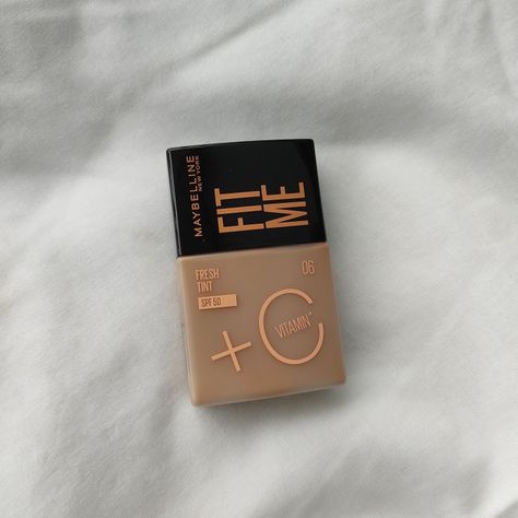 Fit Me Skin Tint, Maybelline Skin Tint, Maybelline Fit Me Fresh Tint, Maybelline Cosmetics, Alat Makeup, Adventure Time Marceline, Makeup List, Skin Tint, Concealer For Dark Circles