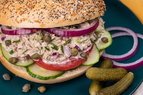 Bagel Lox, Tuna Salad Sandwich, Chewy Bread, Best Bagels, Tuna Sandwich, Breakfast Prep, Tuna Salad Recipe, Bagel Sandwich, Bagel Shop