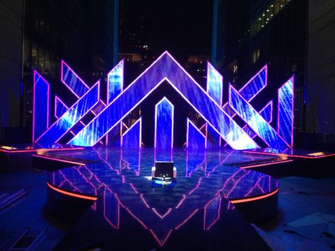 Diamond Stage Design, Stage Graphic Design, Concert Stage Design Ideas, Modern Stage Design, Concert Stage Set Design, Stage Lighting Design, Stage Ideas, Concert Stage Design, Corporate Event Design