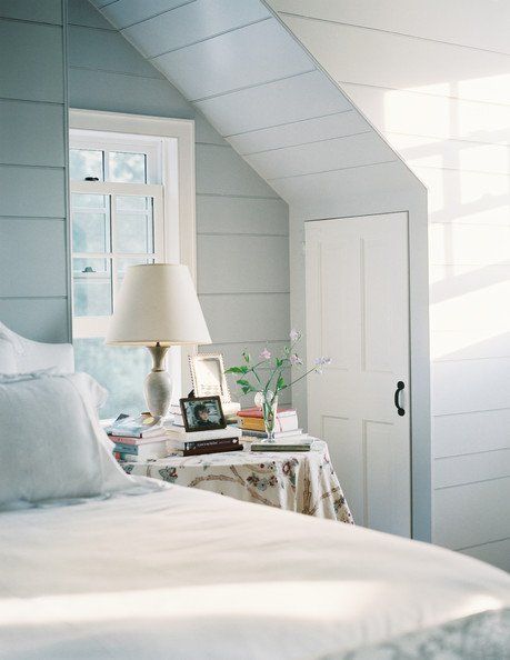 Popular Bedroom Paint Colors Pale Blue Paint Colors, Pale Blue Paint, Blue Bedroom Paint, Light Blue Paint Colors, Best Blue Paint Colors, Pale Blue Walls, Blue Painted Walls, Blue Wall Colors, Light Blue Paints