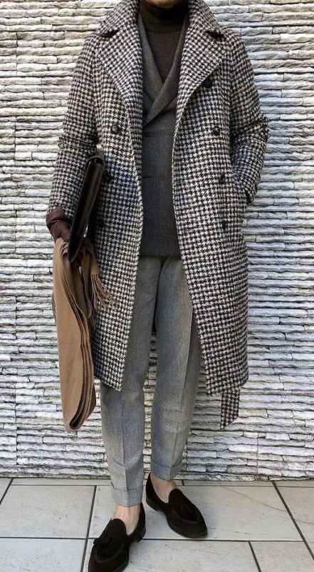 Earmuffs Outfit Men, Mens Fashion Coat, Mens Smart Casual Outfits, Overcoat Men, Smart Casual Dress, Fall Outfits Men, Smart Outfit, Mens Fashion Classy, Men Fashion Casual Outfits