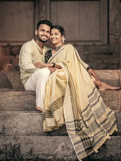 Onam Shoot, Temple Photoshoot, Temple Shoot, Engagement Couple Dress, Hindu Wedding Photos, Dressing Men, Brahmin Wedding, Prewedding Shoot, Photo Stills