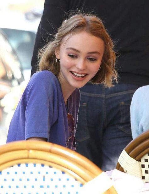 lilly rose melody Lily Depp, Lily Rose Depp Style, جوني ديب, Vanessa Paradis, Lily Rose Depp, Lily Rose, Fav Celebs, Girl Crush, Johnny Depp