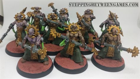 AdMech - Fulgurite Electro-Priests - Stygies VIII - 1 Stygies Viii, Adeptus Mechanicus, Games Workshop, Inspirational Images, Warhammer 40k, A Group, Halloween Wreath, Table Top, Miniatures