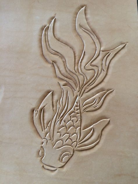 A Koi that I carved. Just beveled, no shading. Relief Wood Carving Patterns Templates, Wood Plank Art, Guitar Drawing, Simple Wood Carving, Dremel Carving, Wood Carving For Beginners, Leather Tooling Patterns, Tooling Patterns, Driftwood Wall Art