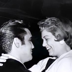 Sara 🌍 on Instagram: "⚡️♥️Happy Birthday Anita Wood!! Anita Marie Wood Brewer (May 27, 1938 – June 29, 2023) July 7, 1957: Elvis and Anita Wood met for the very first time. They were introduced by Elvis' friend George Klein. Elvis referred to Anita, as "Little" and his "No. 1 Girl." Anita, was very close to Elvis' mother Gladys. Anita called Gladys “Lovie.” Elvis and Anita, were together from 1957 to 1962.♥️♥️  Good morning Elvis, Have a wonderful New week everyone ☕️👑👌♥️  #elvis #elvispresley #elvispresleykingofrockyandroll #elvispresleyfanclub #elvispresleysgraceland #elvispresleyfans #elvispresleysongs #elvisworld #elvisbackontour #409elvis #marbella #memphis #graceland #lisamariepresley #itlindathompson #priscillapresley #visitgraceland #rocknroll #elvisontour." Happy Birthday Anita, Anita Wood, Last Hug, Elvis And Priscilla, Instagram Happy Birthday, July 7, Graceland, May 27, Cutie Patootie