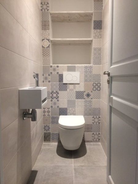 Cloakroom Toilet, Wc Bathroom, Small Toilet Room, Bathroom Makeovers, Public Toilet, Bad Inspiration, Toilet Room, Small Toilet, Small Bathroom Makeover